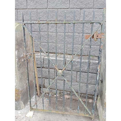 917 - Forged iron pedestrian gate circa 1900s {H 160cm x W 107cm }. (NOT AVAILABLE TO VIEW IN PERSON)