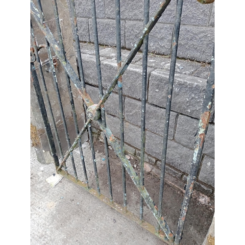 917 - Forged iron pedestrian gate circa 1900s {H 160cm x W 107cm }. (NOT AVAILABLE TO VIEW IN PERSON)