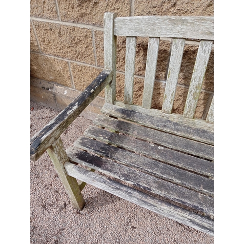 941 - Wooden garden bench {H 84cm x W 120cm x D 46cm }. (NOT AVAILABLE TO VIEW IN PERSON)