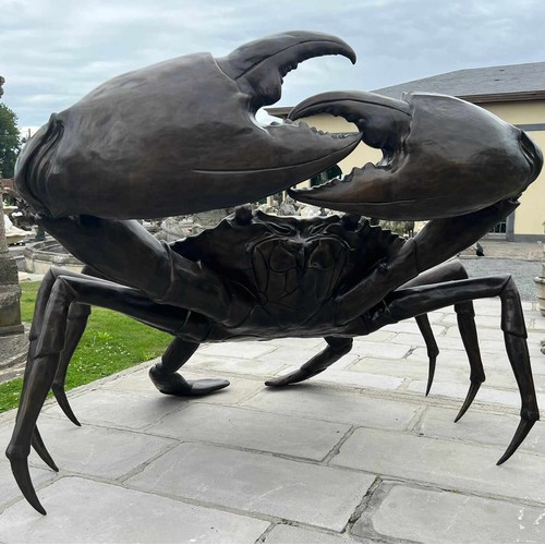 742 - Exceptional quality over-sized  bronze
statue of a Crab. 205cm H by 24cm W 280cm D