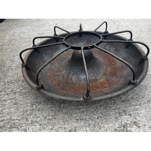 501A - Rare Pierce of Wexford cast iron shamrock pig feeder