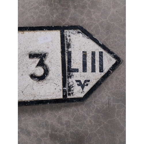 1273 - Dundrum alloy Finger post sign. {28 cm H x 57 cm W}.