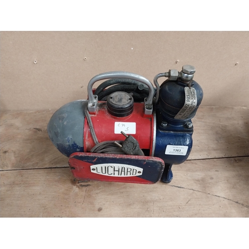 1363 - Luchard small compressor. {24 cm H x 28 cm W x 20 cm D}.