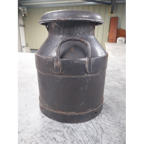 1408 - Early 20th C. metal milk churn. {46 cm H x 31 cm Dia.}.