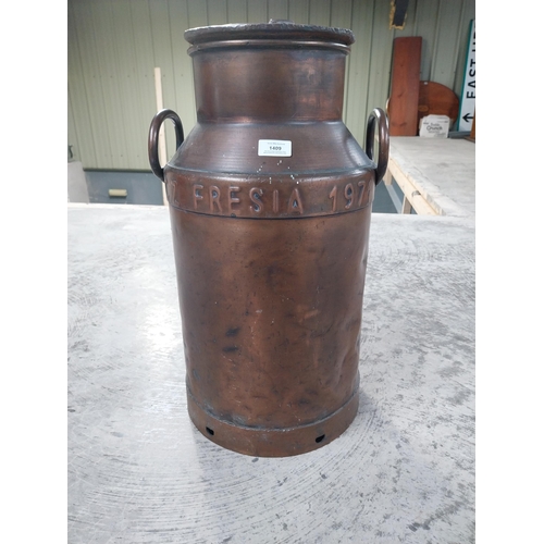 1409 - 20th C. copperised C Z Fresia 1971 milk churn. {58 cm H x 30 cm Dia.}.