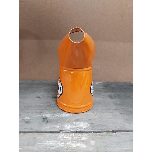 170 - Gulf Petrol tinplate graduated measuring jugs. {27 cm H x 35 cm W x 14 cm D}, {18 cm H x 18 cm W x 1... 