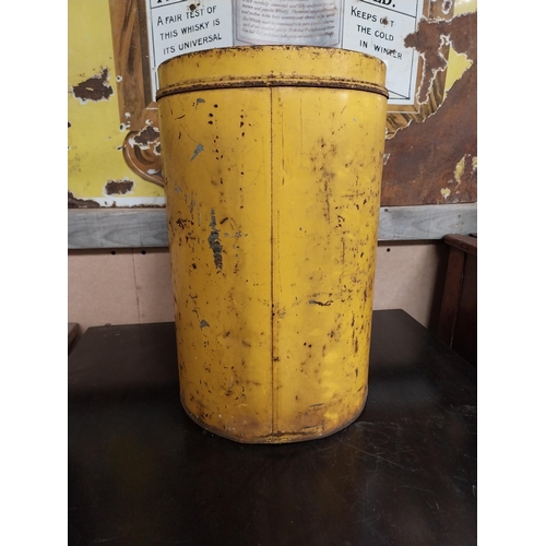 311 - Shell Tellus Oil tinplate dispensing can. {44 cm H x 28 cm Dia.}.