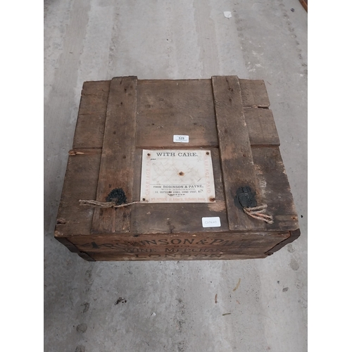 529 - Robinson and Payne Wine Merchant London wooden advertising crate. {25 cm H x 52 cm W x 45 cm D}.