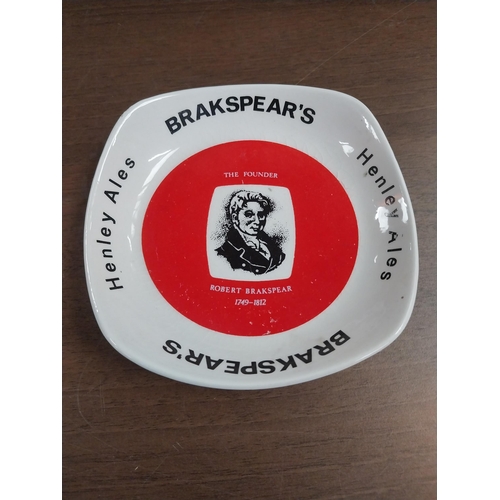 820 - Mac's Good Country Beer Wade advertising ashtray {3 cm H x 13 cm Dia.} and Brakspear's Henley Ales a... 