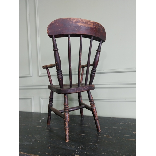 110 - 19th C. ash and elm child's Windsor chair {70 cm H x 36 cm W x 35 cm D}.