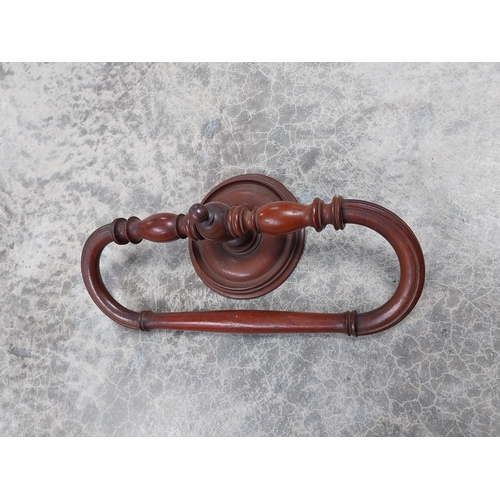 162 - Victorian mahogany wall mounted towel rail {23 cm H x 45 cm W x 14 cm D}.