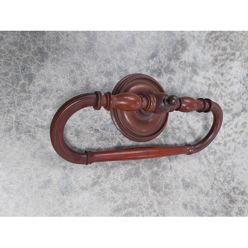 162 - Victorian mahogany wall mounted towel rail {23 cm H x 45 cm W x 14 cm D}.