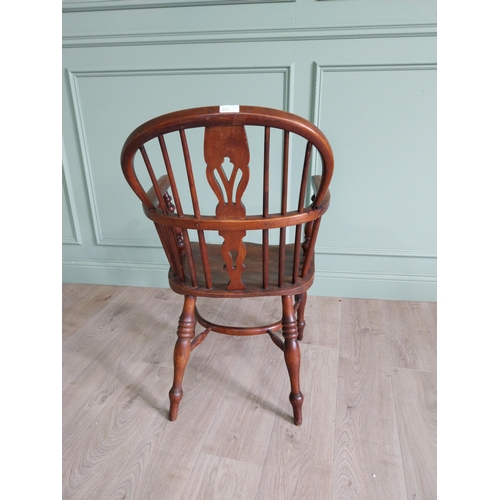 210 - 19th C. ash and elm Windsor armchair {94 cm H x 54 cm W x 57 cm D}.