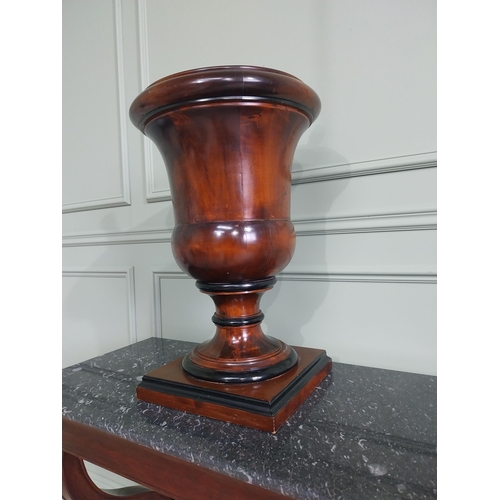 222 - Good quality walnut wine cooler with liner in the Georgian style {59 cm H x 38 cm Dia.}.