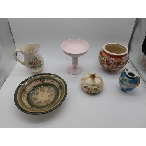 440 - One ceramic bowl, two ceramic vases, one ceramic jug, one ceramic sugar bowl and one ceramic dish