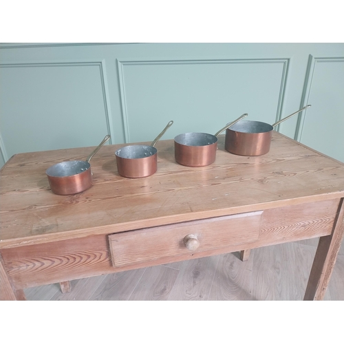 45 - Good quality early 20th C. set of French four graduated copper saucepans {16 cm H x 35 cm W x 18 cm ... 