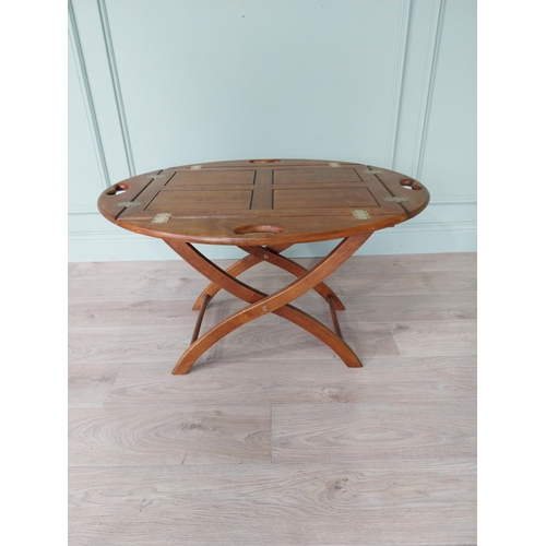 555 - Exceptional quality mahogany folding butlers tray coffee table {63cm H x 76cm W x 50cm D}