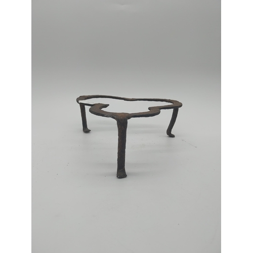 84 - 19th C. wrought iron trivet and cruse lamp bowl {8 cm H x 23 cm Dia. and 7 cm H x 27 cm W x 12 cm D}... 