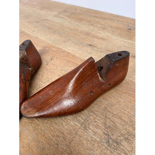 37 - 19th C. Wooden shoe lasts {W 27cm x H 10cm }. - NOT AVAILABLE TO VIEW IN PERSON