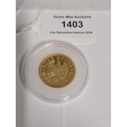 1403 - 1 Deutsche Mark  German Gold Coin. 2001 Mint mark F, in the original protective plastic capsule. - N... 