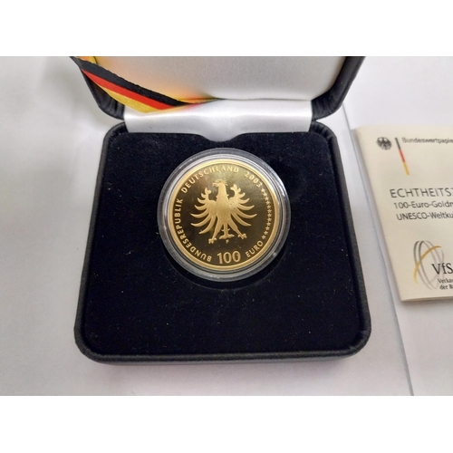 1407 - 100 Euro 2003 UNESCO Welterbe Aachen German Gold Coin, Mint mark F, in presentation case with certif... 