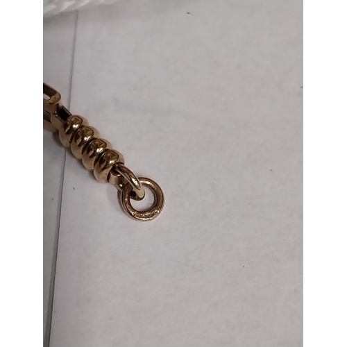 1433 - 9 ct. gold bracelet. Wt: 7 grams. { 19cm L }.