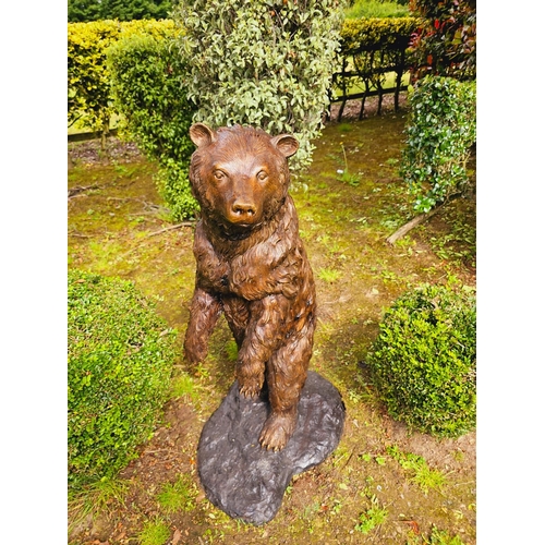 1326 - Excellent quality bronze statue of a Bear {117 cm H x 50 cm W x 71 cm D}.