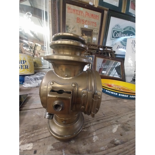 1322 - Early 20th C. brass motor car lamp. {27 cm H x 16 cm W x 13 cm W}.