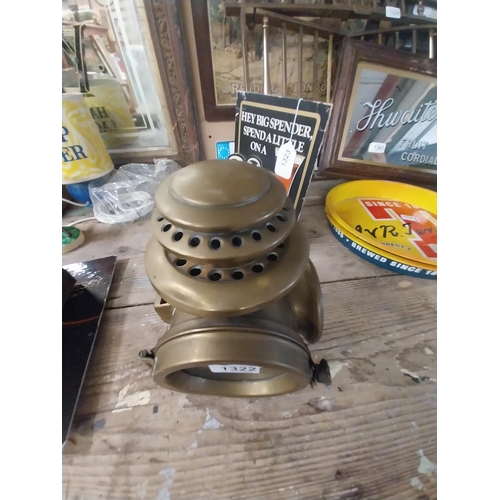 1322 - Early 20th C. brass motor car lamp. {27 cm H x 16 cm W x 13 cm W}.