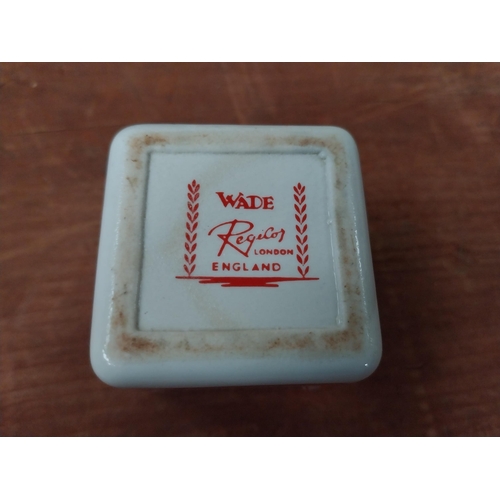 209 - Wade Black Label Wade ceramic condiment set and Menu holder. {7 cm H x 5 cm W x 5 cm D}