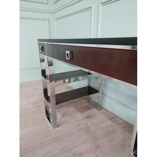 1365 - Exceptional quality chrome and mahogany designer desk with leather top and three drawers in the frie... 