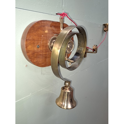 1076 - Butlers brass door bell mounted on wooden plaque. - NOT AVAILABLE TO VIEW IN PERSON