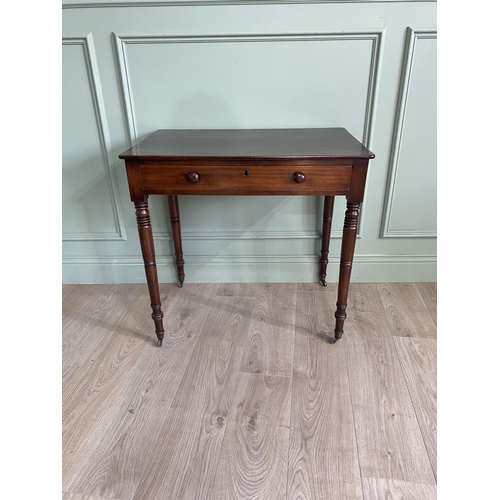 1095 - Georgian mahogany side table with single drawer in the frieze raised on turned legs and brass castor... 