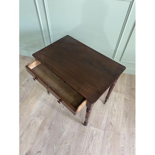 1095 - Georgian mahogany side table with single drawer in the frieze raised on turned legs and brass castor... 