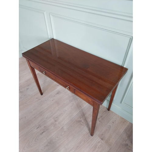 1118 - Georgian mahogany turn over leaf tea table with single drawer in the frieze raised on square tapered... 