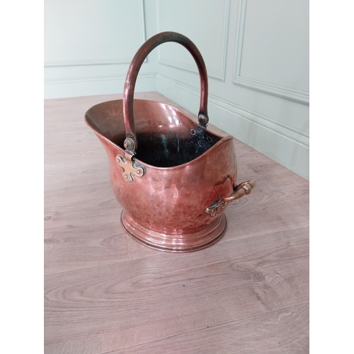 1234 - Good quality 19th C. copper and brass coal scuttle {45 cm H x 28 cm W x 43 cm D}.