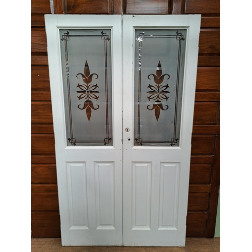 1292 - Pair of doors with etched glass   {Each door H 201cm x W 57.5cm }. - NOT AVAILABLE TO VIEW IN PERSON