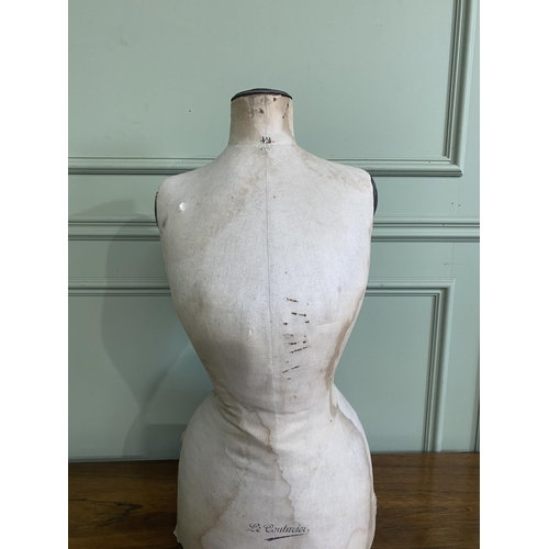 1306 - Early 20th C. Stockman shop mannequin {75 cm H x 35 cm W x 30 cm D}.