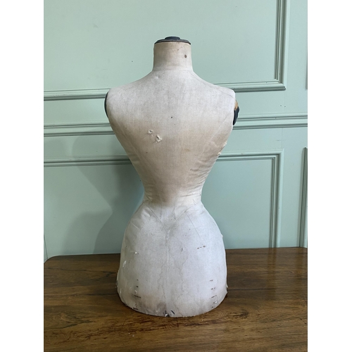 1306 - Early 20th C. Stockman shop mannequin {75 cm H x 35 cm W x 30 cm D}.