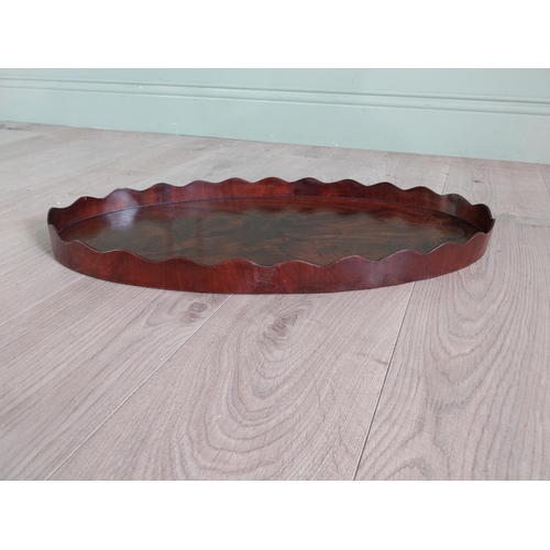 1352 - Good quality mahogany butlers tray in the Georgian style {5 cm H x 62 cm W x 32 cm D}.