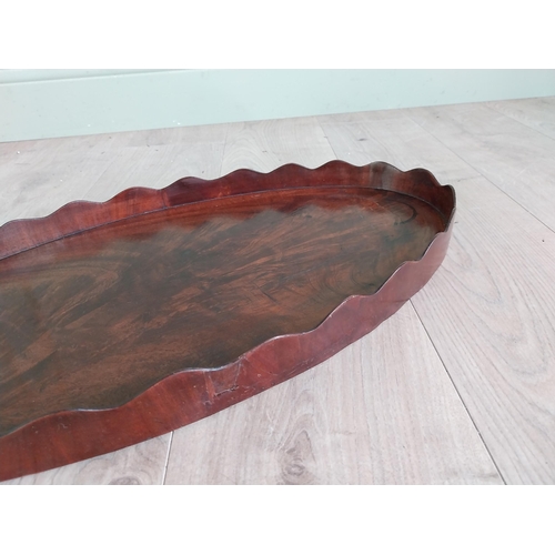 1352 - Good quality mahogany butlers tray in the Georgian style {5 cm H x 62 cm W x 32 cm D}.