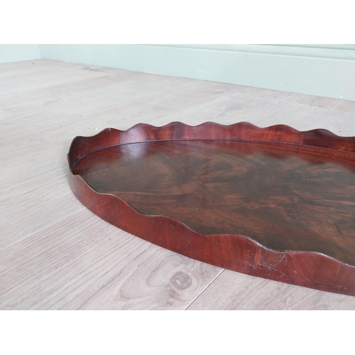 1352 - Good quality mahogany butlers tray in the Georgian style {5 cm H x 62 cm W x 32 cm D}.