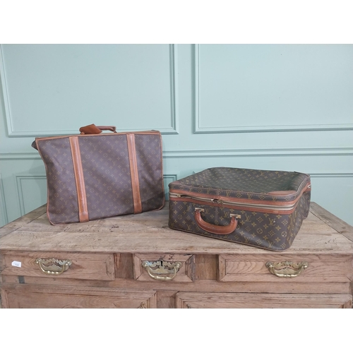 1366 - Two French vintage bags - suitcase and holdall {25 cm H x 50 cm W x 50 cm D AND 44 cm H x 15 cm W  x... 