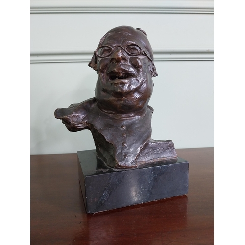 1438 - Bronze bust of a novel man {26 cm H x 18 cm W x 13 cm D}.