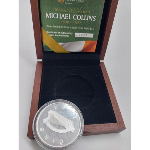 1915 - Silver proof commerative Michael Collins coin in presentation box