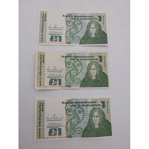 1923 - Three �1 punt notes (All: 1989)