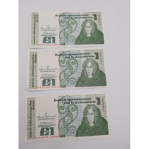 1924 - Three �1 punt notes (All: 1989)