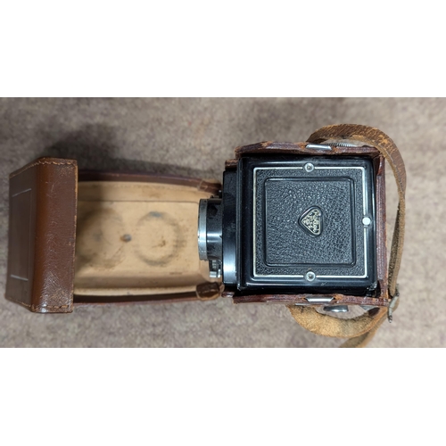 2018 - Rolleicord camera in leather carrier bag