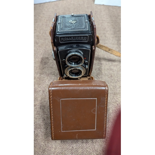 2018 - Rolleicord camera in leather carrier bag