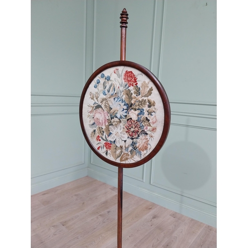 240 - Good quality William IV rosewood pole screen with inset tapestry panel {170 cm H x 44 cm W}.